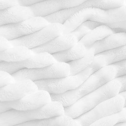 BEDELITE Fleece Blanket King Size – 3D Ribbed Jacquard Soft and Warm Decorative Fuzzy Blankets – Cozy, Fluffy, Plush Lightweight Throw Blankets for Couch, Bed, Sofa(White, 108x90 inches)