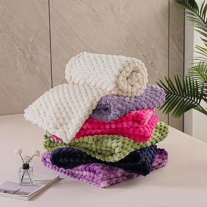 Exclusivo Mezcla Fleece Queen Blanket for Bed, Extra Large Fuzzy Coffee Bed Blankets, Soft Cozy Plush Sofa Throws for All Seasons, 90x90 Inches