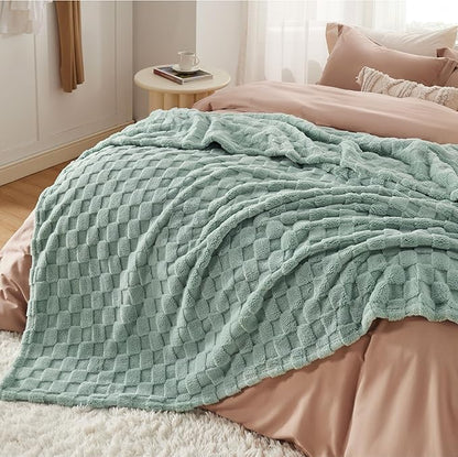 Bedsure GentleSoft Full Size Blankets for Bed - Super Soft Cozy Fleece Spring Blanket for Kids Girls, Large Fuzzy Throws for Bedroom Decor,Sage Green, 84x90 Inches
